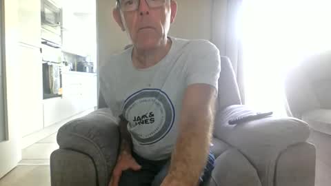 inthemood63 online show from September 15, 3:46 pm