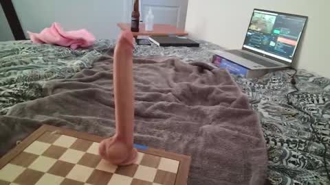 Andres online show from May 14, 1:53 pm