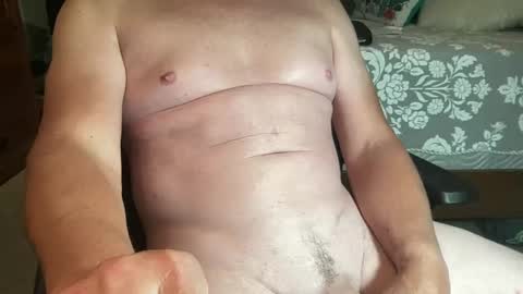 Snapshot of iowafarmcock chatting on October 6, 1:29 pm iowafarmcock online show from October 6, 1:29 pm