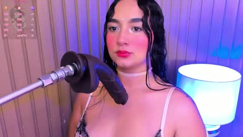 irene_lopes online show from April 8, 3:53 am