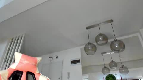 Ir s room online show from December 18, 7:14 am