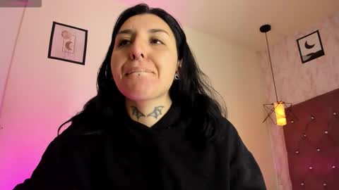 iris_77 online show from January 15, 11:52 am