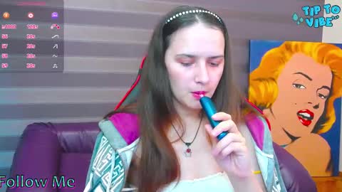 Iris online show from October 31, 7:58 pm