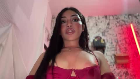 iriss_fox online show from February 15, 7:51 am