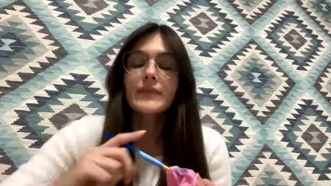 irisss31 online show from September 28, 6:17 pm