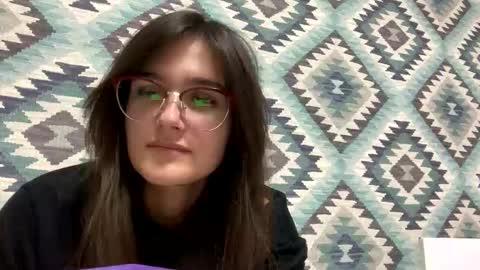 irisss31 online show from October 11, 7:39 pm