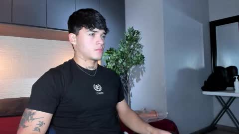 Iron Tous online show from March 18, 8:58 pm