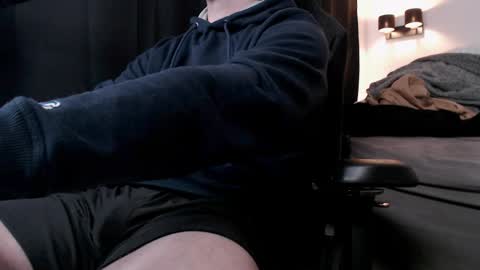 Sam online show from April 9, 4:12 pm