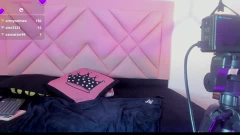 ISABELLA online show from June 8, 1:28 am