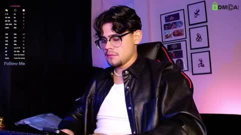 Isaac Saenz. online show from January 12, 9:22 pm