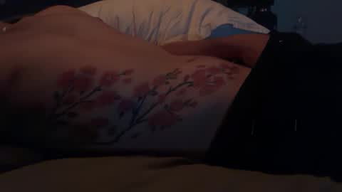 isaacgrangerrr online show from April 22, 1:18 pm