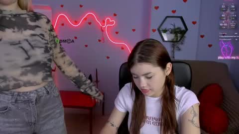 isabel online show from May 12, 7:12 pm