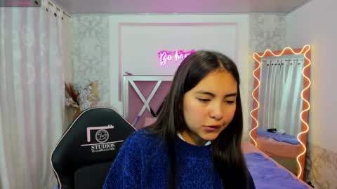 ISABELA  online show from February 6, 11:35 am