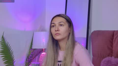 Isa online show from September 22, 6:17 am