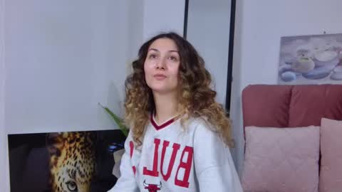 Isa online show from February 26, 7:12 am