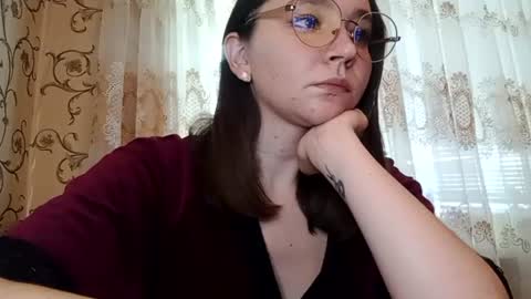 Isabel online show from July 11, 12:52 pm