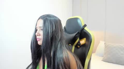 Isabel florez online show from March 17, 11:59 am