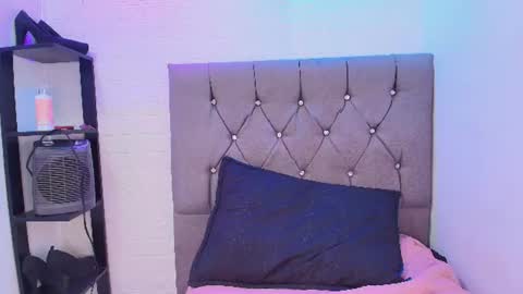 Isabella online show from July 28, 8:34 pm