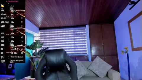 Isabella  Everyday From 0530 to 1430 Col Time online show from October 19, 1:27 pm