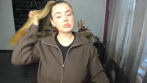 isabellabler online show from January 13, 12:46 pm