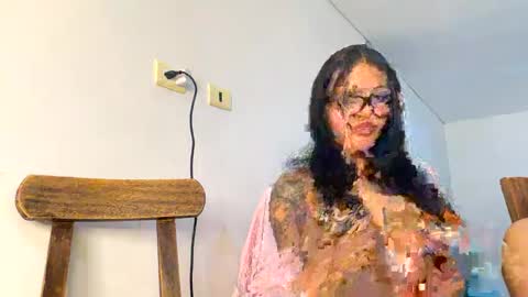 Isabella.. back again  online show from January 24, 5:31 am