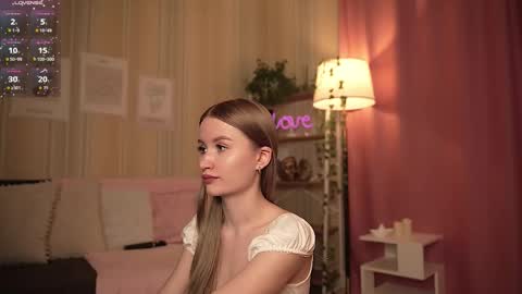 Snapshot of isabellatorrance chatting on September 27, 5:05 am Bella online show from September 27, 5:05 am