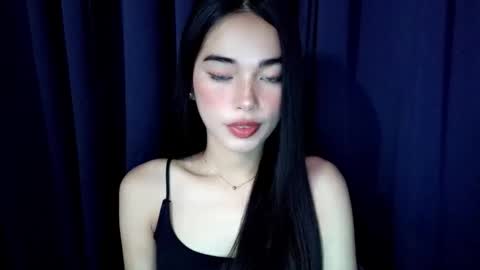 Isabelle online show from January 17, 2:37 pm