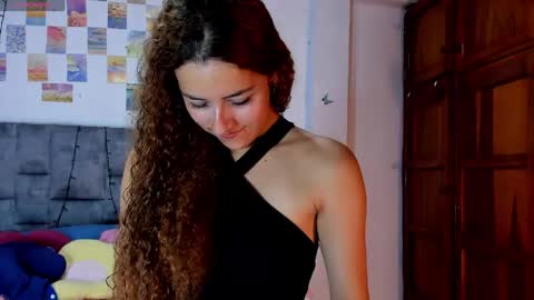 Isabela  online show from April 16, 2:33 am