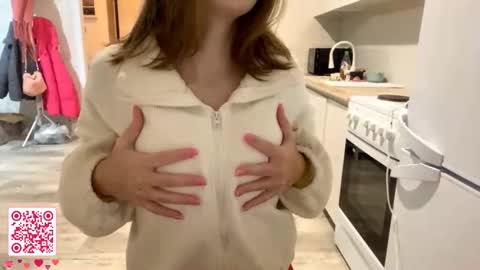 Issa online show from November 27, 8:27 pm