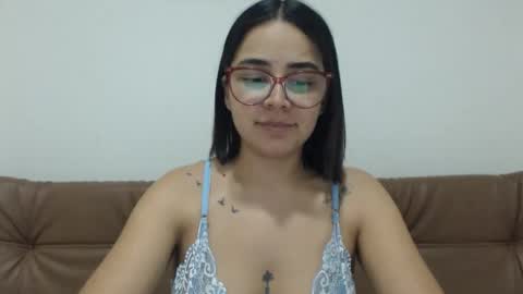 Emma online show from November 19, 3:50 am