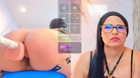 Isis car0lina online show from April 10, 11:15 am