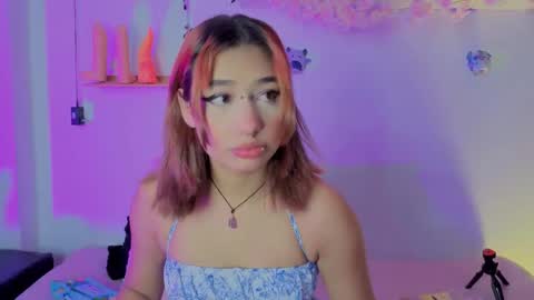 Isisjones18 online show from October 14, 6:44 pm