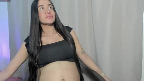 V A L E  online show from April 27, 12:25 pm