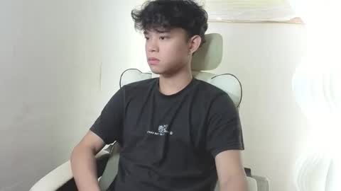 Nathaniel online show from March 22, 1:53 am