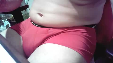 islandforfun online show from December 17, 9:21 pm