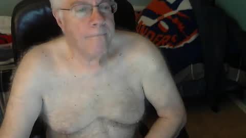 islesman22 online show from October 1, 9:30 am