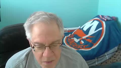 islesman22 online show from February 28, 1:48 pm