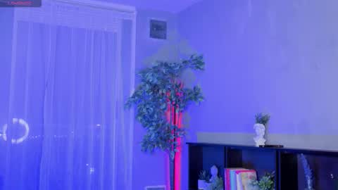 Julyane online show from February 22, 1:31 am