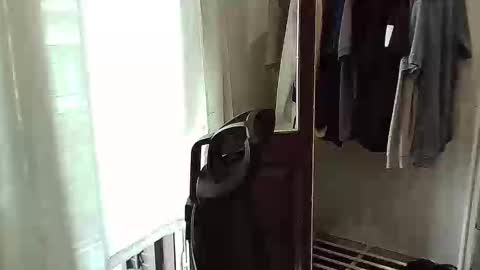 italianboybcn online show from September 20, 8:06 am