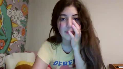 ItalianKitty online show from December 22, 2:40 am