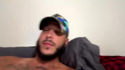 italianstalian777 online show from October 25, 12:33 am