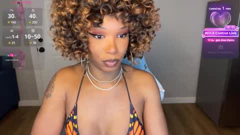 italybankz online show from December 14, 7:03 pm