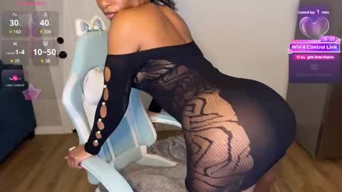 italybankz online show from December 2, 7:00 pm