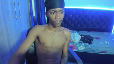 iteban_boy online show from November 20, 2:14 pm