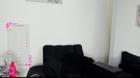 Snapshot of its__angelica_ chatting on October 14, 7:50 pm Angelica online show from October 14, 7:50 pm