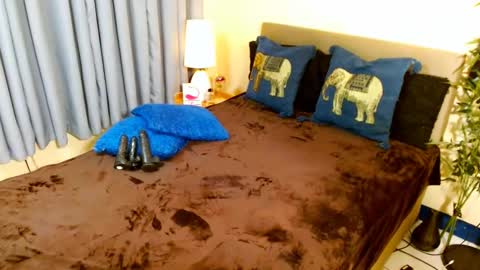 ask me online show from February 6, 7:13 am