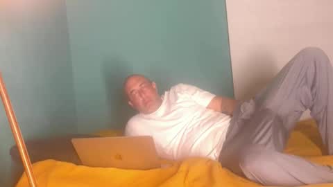 itsanexperiment online show from March 12, 7:12 am