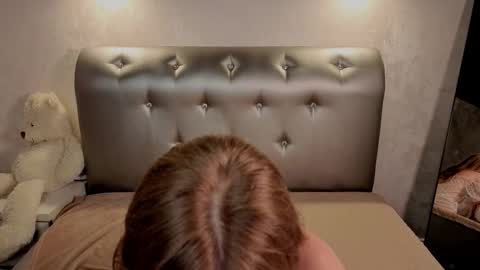 Snapshot of itsolivegarden chatting on October 3, 5:16 am itsolivegarden online show from October 3, 5:16 am