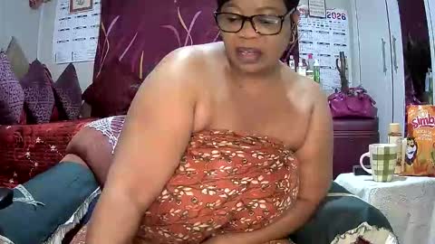 itumeleng74 online show from June 4, 4:51 am