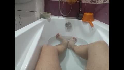 Snapshot of ivanes888 chatting on September 30, 5:23 pm Mickey online show from September 30, 5:23 pm